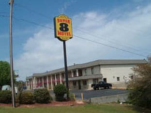 Super 8 Motel - Laurel
