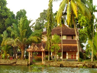 Green Palace Kerala Resort