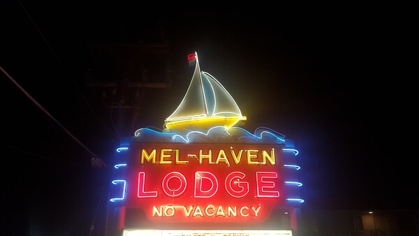 Mel-Haven Lodge