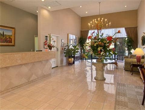 Holiday Inn Express & Suites Chatsworth, An Ihg Hotel