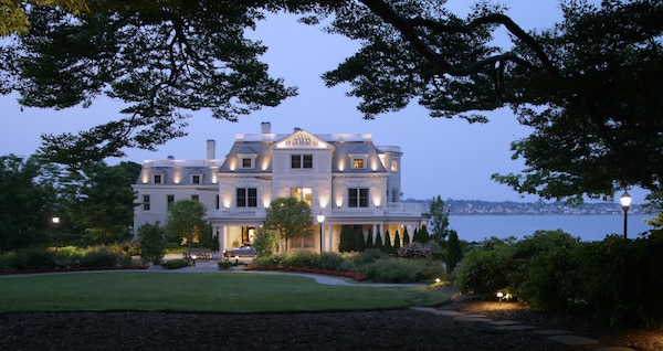 The Chanler At Cliff Walk