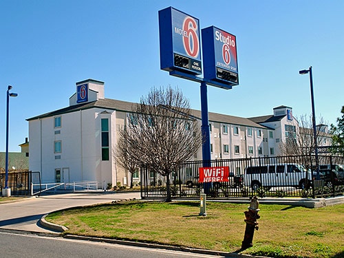 Motel 6-New Orleans, La - Near Downtown