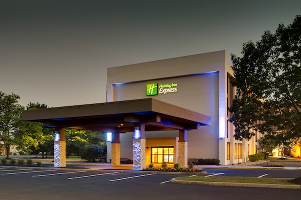 Holiday Inn Express Voorhees/ Mt. Laurel, An Ihg Hotel