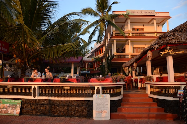 Hotel Sea View Palace