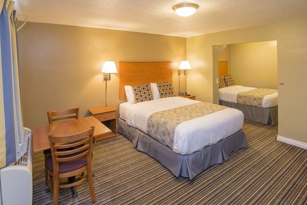 Nordic Inn And Suites