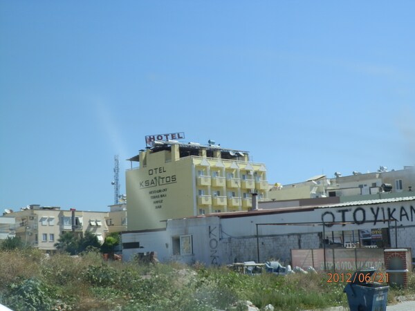 Hotel Ksantos