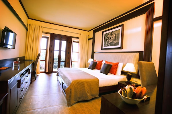 Hotel Amaya Hills Resort