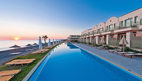 Giannoulis - Grand Bay Beach Resort Exclusive Adults Only