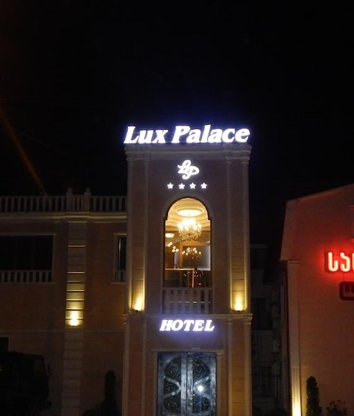 Lux Palace
