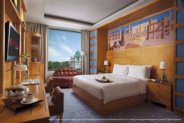 Resorts World Sentosa - Hotel Michael