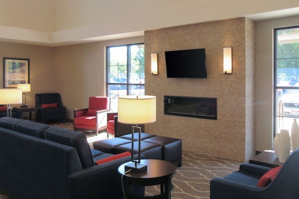 Comfort Inn & Suites Boise Airport