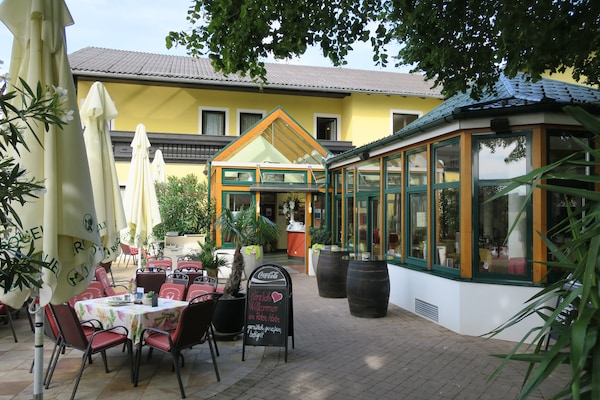 Hotel Restaurant Bock "Roter Hahn"