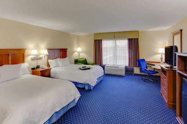 Hampton Inn and Suites Fredericksburg-South, VA