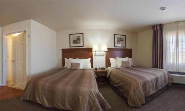 Candlewood Suites Bloomington, An Ihg Hotel