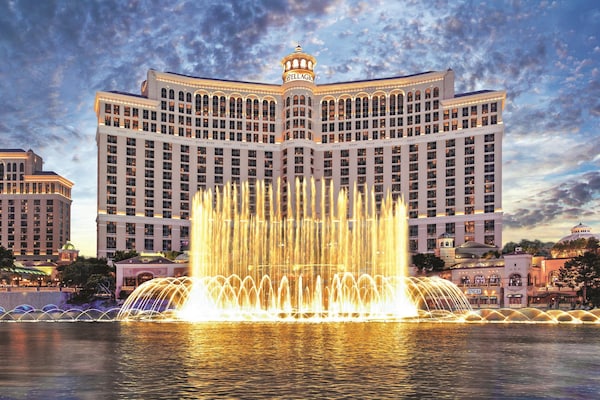 Cheap Flights to Las Vegas LAS  Always Save on your Las Vegas LAS