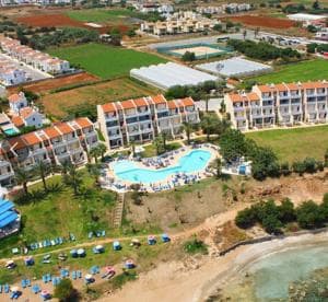 Myroandrou Beach Hotel Apartments