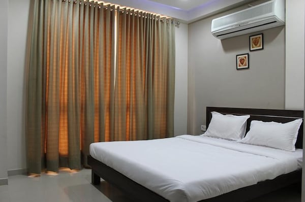 HOTEL SHREENATH 2nd floorshreenath sarthak industrial park near torrent  power s.p.ring road nikol ahmedabad gujarat Ahmedabad