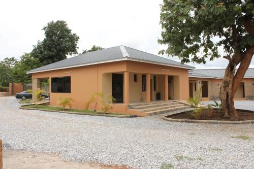Nsanika Executive Lodge