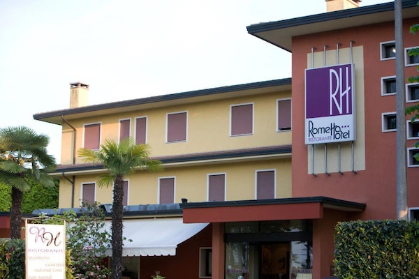 Rometta Hotel