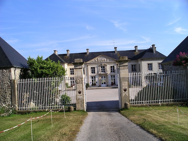Hotel Du Château De Quineville