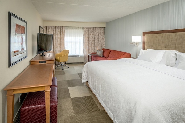 Hampton Inn Decatur, Mt. Zion, IL