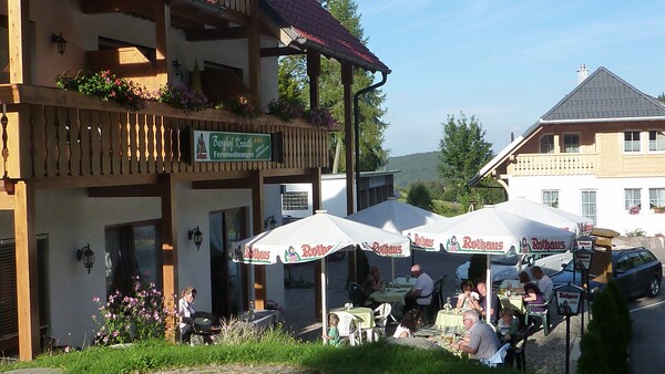 Schwarzwald-Hotel Kraeutle