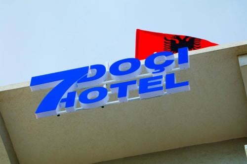 Doci Seven Hotel