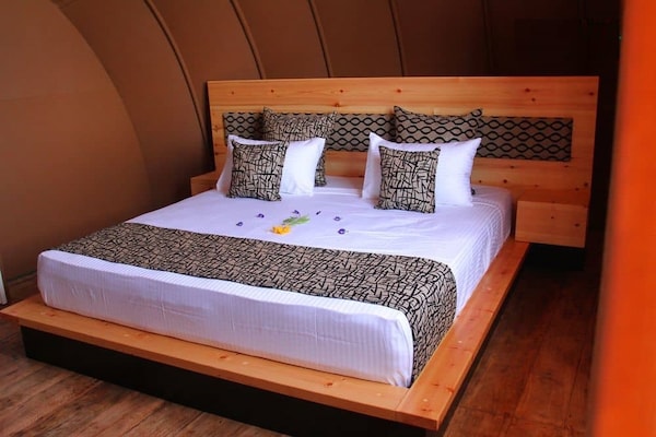 Leopard Nest Luxury Campsite