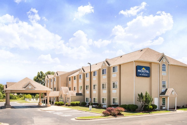 Microtel Inn And Suites Claremore