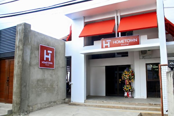 Hometown Hotel Bacolod - Lacson