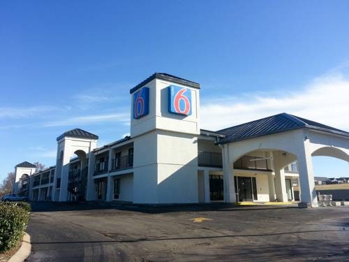 Motel 6 Whitehouse, TN