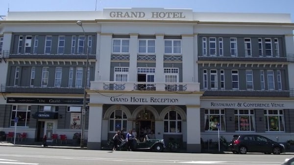 The Grand Hotel; Whanganui