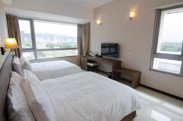 Modern Stay In Beitou Guesthouse