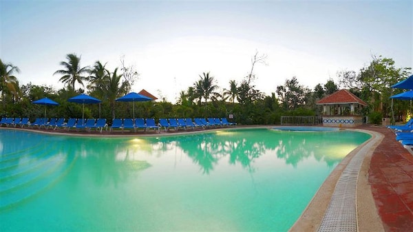 Viva Wyndham Maya - An All Inclusive Resort