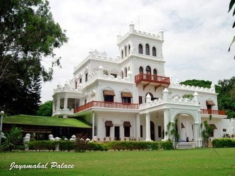 Hotel Jayamahal Palace