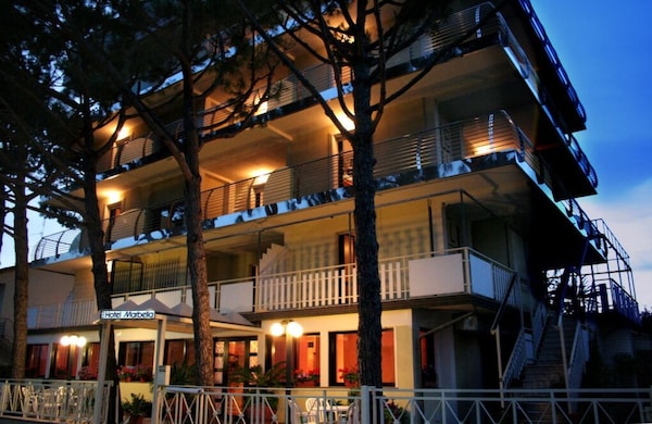 Albergo Hotel Marbella