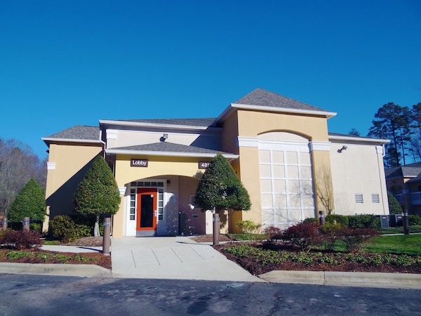 Extended Stay America Suites - Raleigh - Crabtree Valley