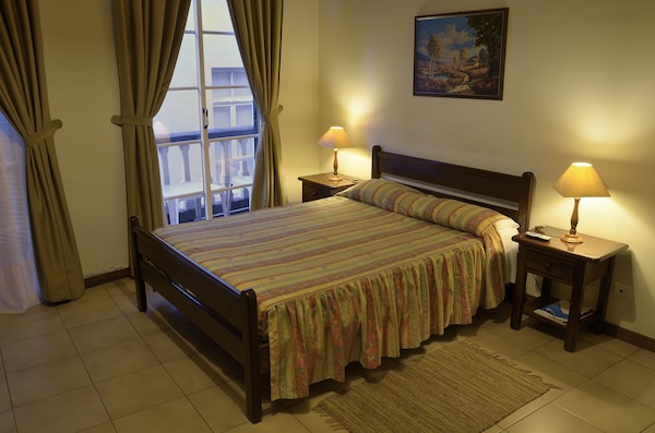 Zarco Residencial - Rooms & Apartments