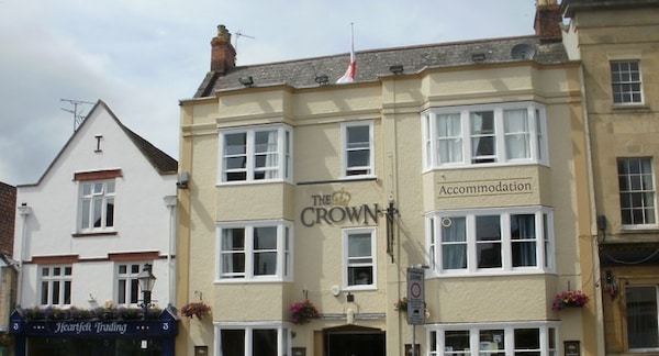 Glastonbury Backpackers at The Crown