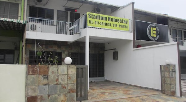Ipoh Stadium Homestay