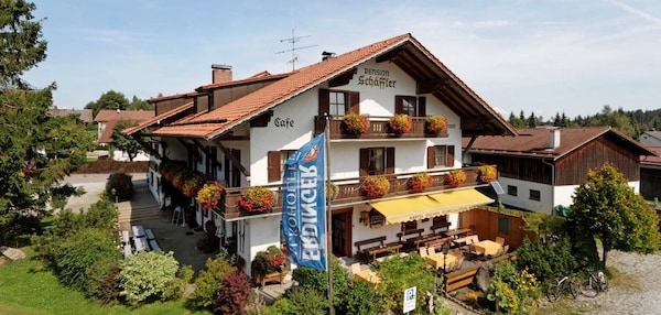 Hotel Schäfflerhof