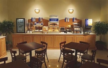 Holiday Inn Express & Suites Houston Space Ctr - Clear Lake