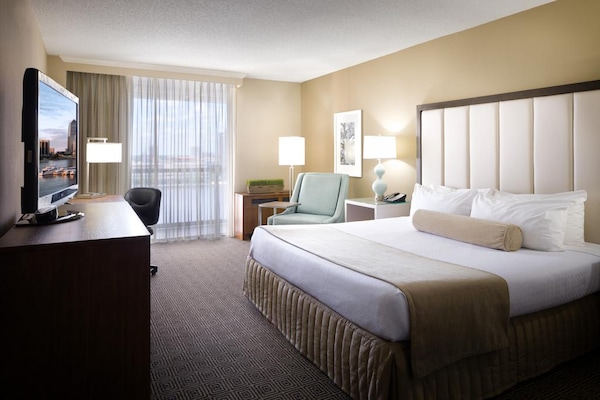 Crowne Plaza Jacksonville-Riverfront