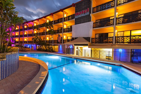 Fort Lauderdale Beach Palace & Suites