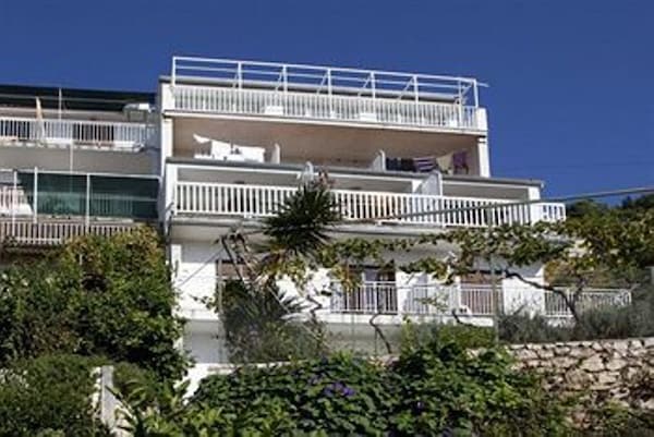 Apartments and Rooms Bonkan Hvar