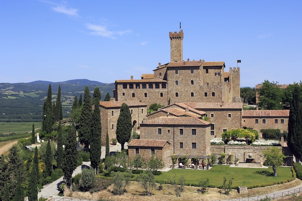 Castello Banfi - Il Borgo "Relais & Chateaux"