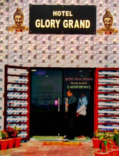 Glory Grand