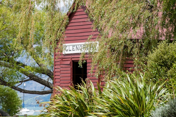 HOTEL BOLD PEAK LODGE, GLENORCHY **