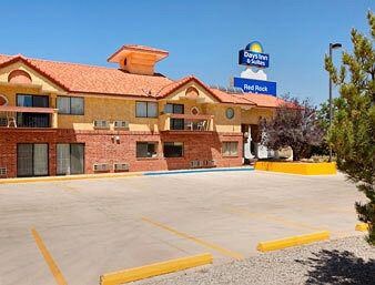 Hotel Days Inn And Suites Red Rock Gallup