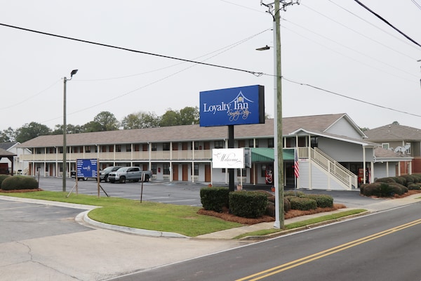 Loyalty Inn, Hawkinsville